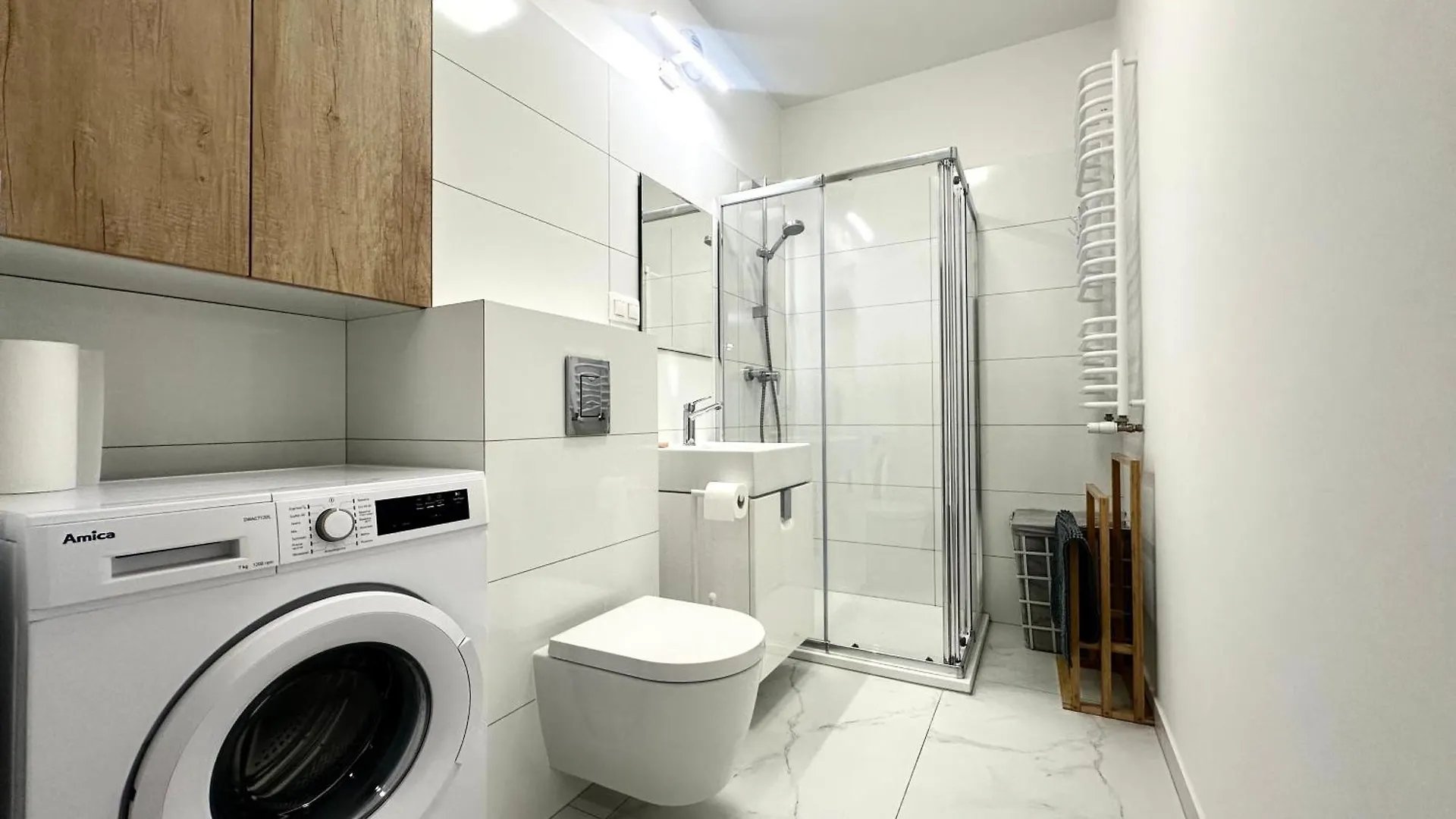 Wichrowa Apartment - Parking - Self Check-In 20H Wroclaw